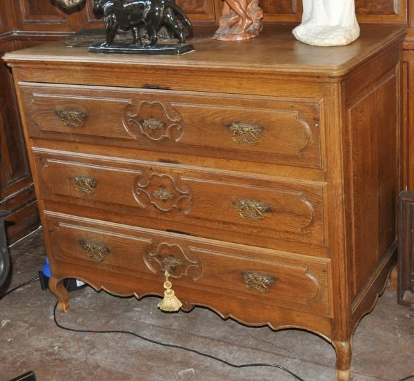 Commode, eik, 18de eeuw