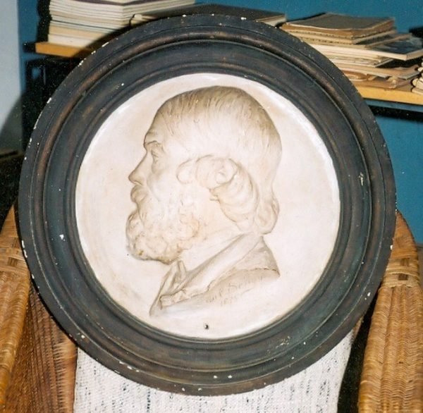 Relief en plâtre: Portrait de Pieter De Vigne (1812-1877)  par Paul De Vigne
