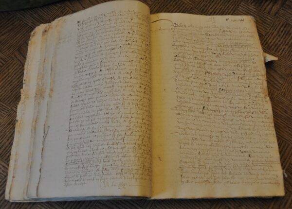 Verzamelmap documenten familie Mondet, Ronse1499 tot 17de eeuw - Image 5